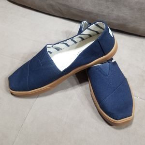Toms Navy Heritage men's